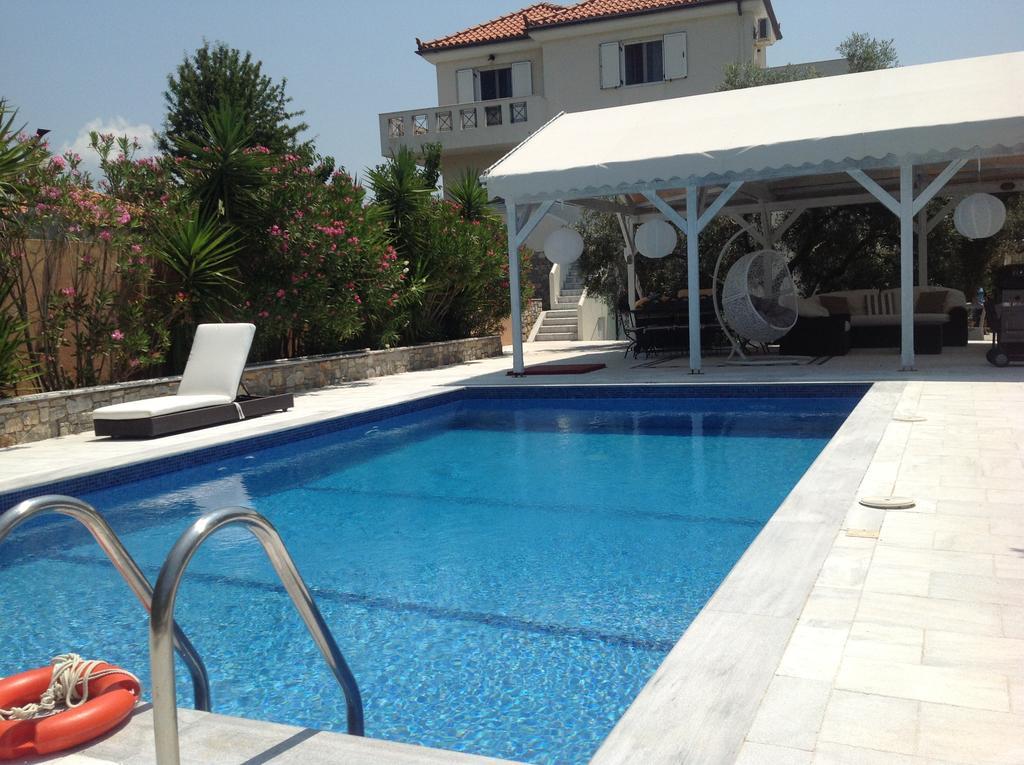 Chiqui Luxury Apartments Alónnisos Exteriör bild